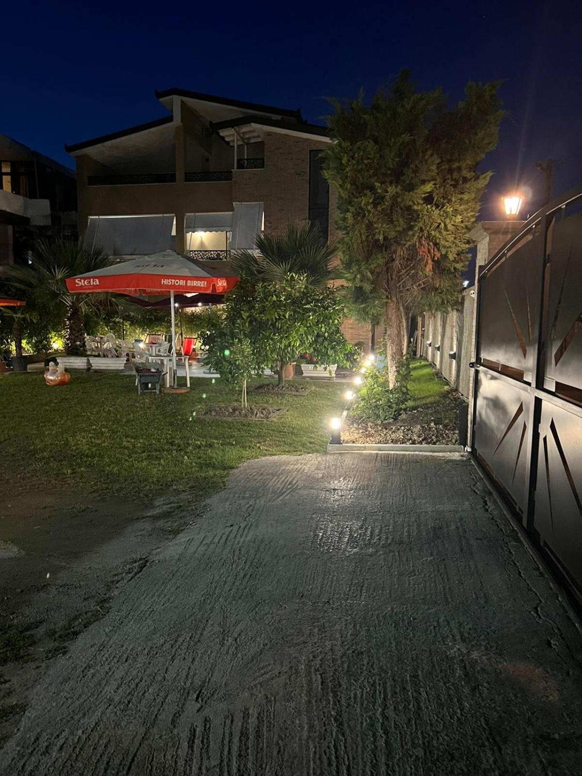 Vila Hoxha Durrës Exteriér fotografie